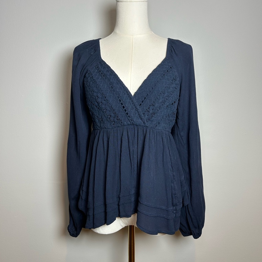 Hollister Blue Lace babydoll peplum blouse long sleeves boho romantic size L
